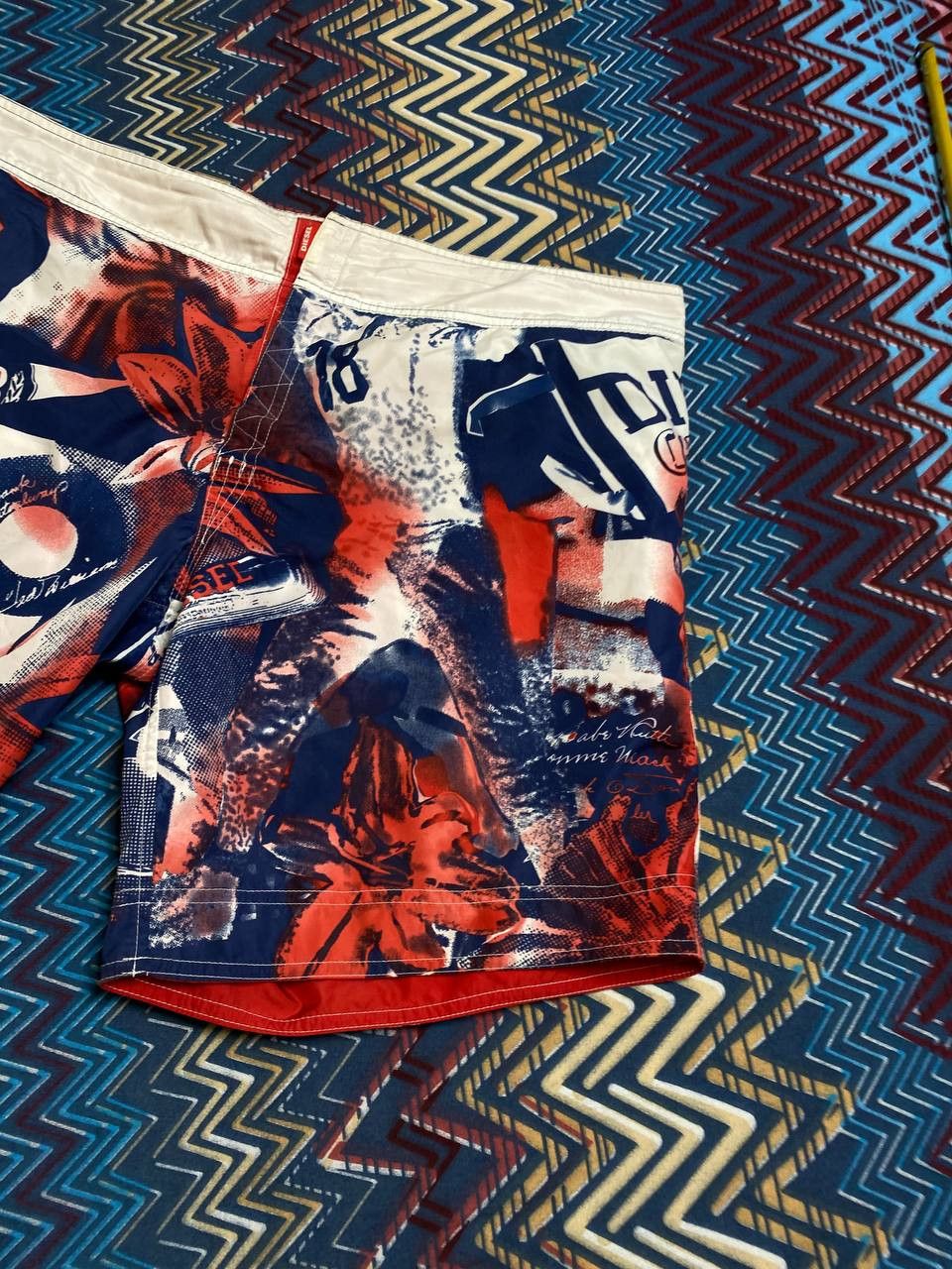Diesel reversible shorts print DIESEL vintage Y2K logo streetwear Size US 36 / EU 52 - 13 Thumbnail