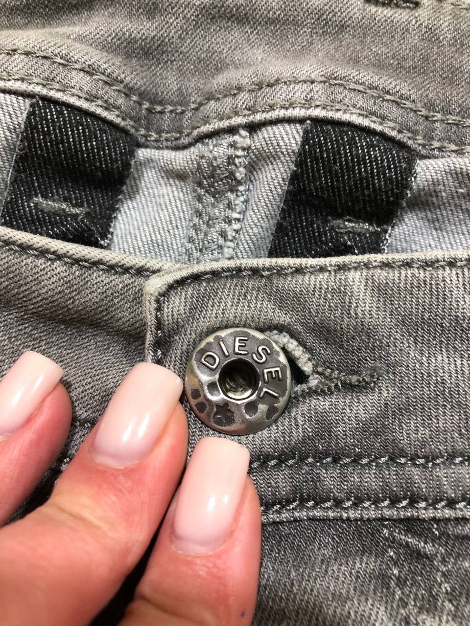 Diesel Diesel Shorts Denim Industry Distressed Stretch Button Fly Size US 32 / EU 48 - 19 Thumbnail