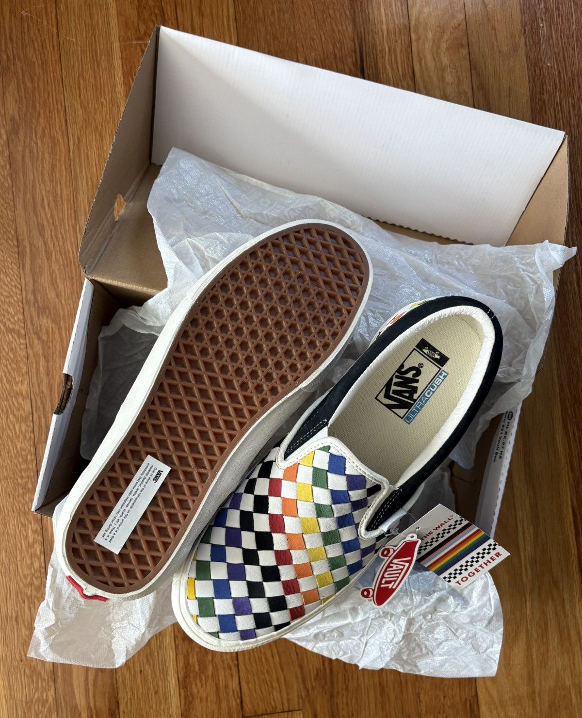 Vans Vans Vault Classic Slip-On VLT LX Pride Rainbow 11.5 New Size US 11.5 / EU 44-45 - 3 Thumbnail