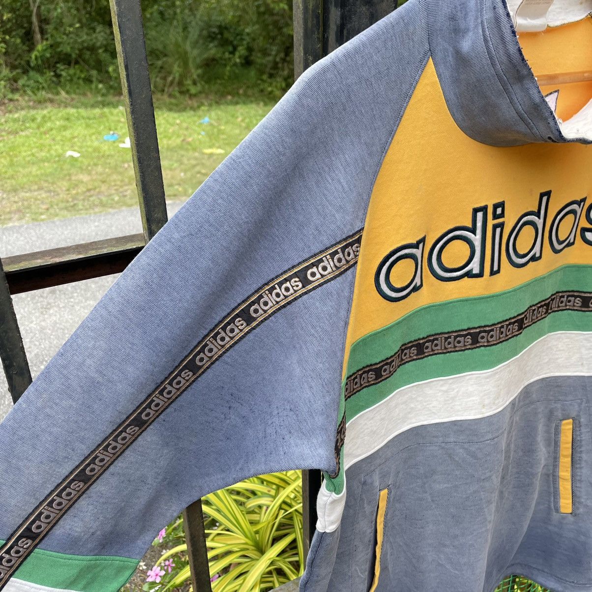 Adidas × Vintage 🔥Vintage Adidas Multicolour Sun Faded Distress Sweatshirts Size US M / EU 48-50 / 2 - 6 Thumbnail