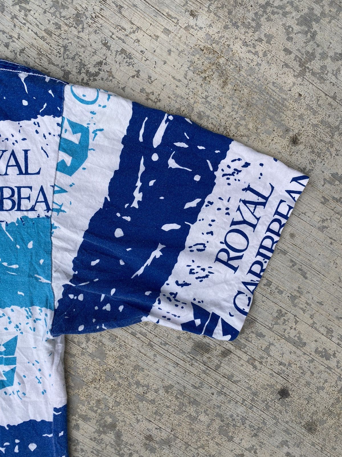 Caribbean × Vintage Vintage 90”s Royal Caribbean fullprinted tees Size US L / EU 52-54 / 3 - 5 Thumbnail
