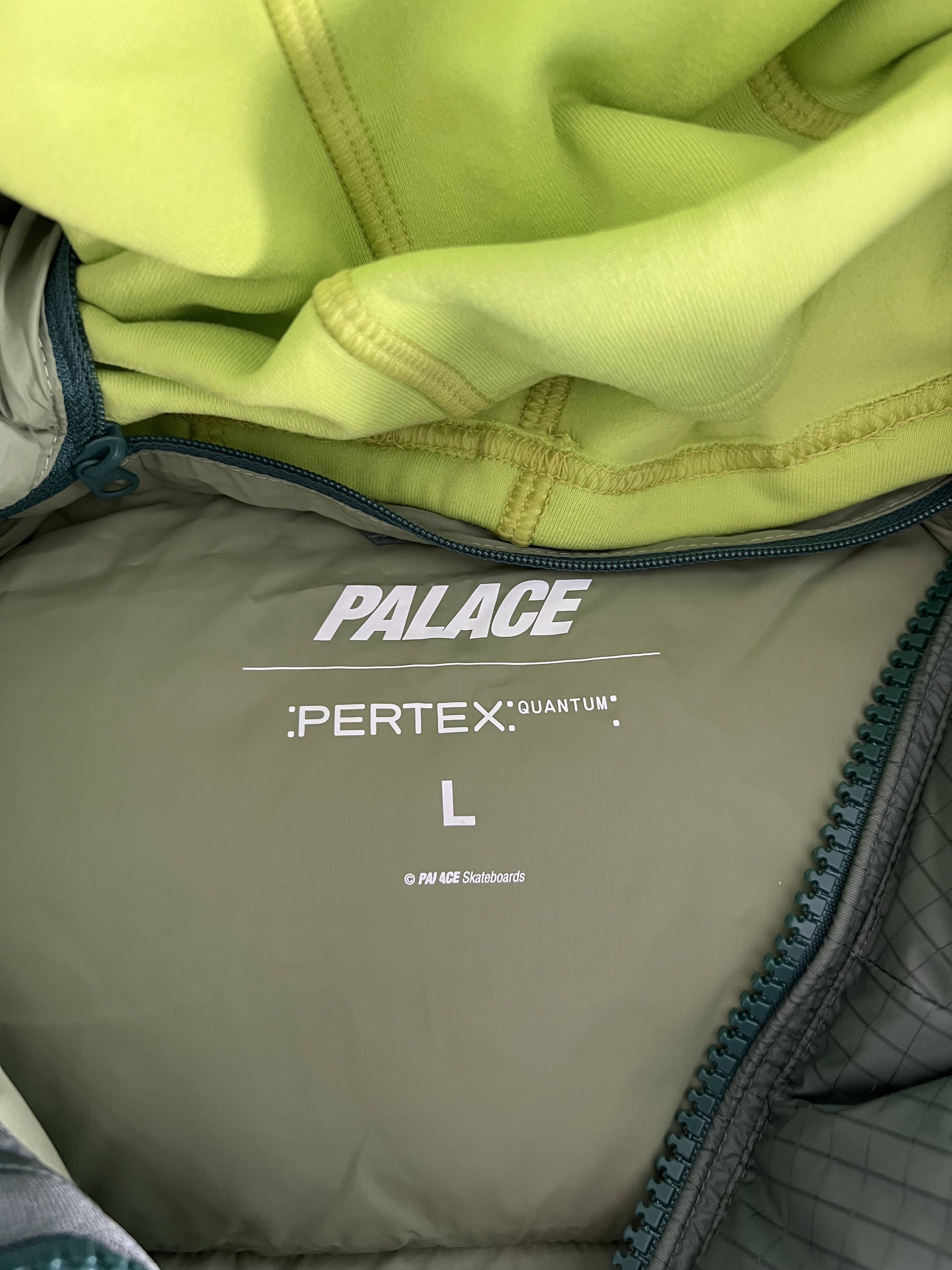 Palace Palace Skateboards Pertex Quantum Balaclava Puffa in Green Size US L / EU 52-54 / 3 - 10 Thumbnail