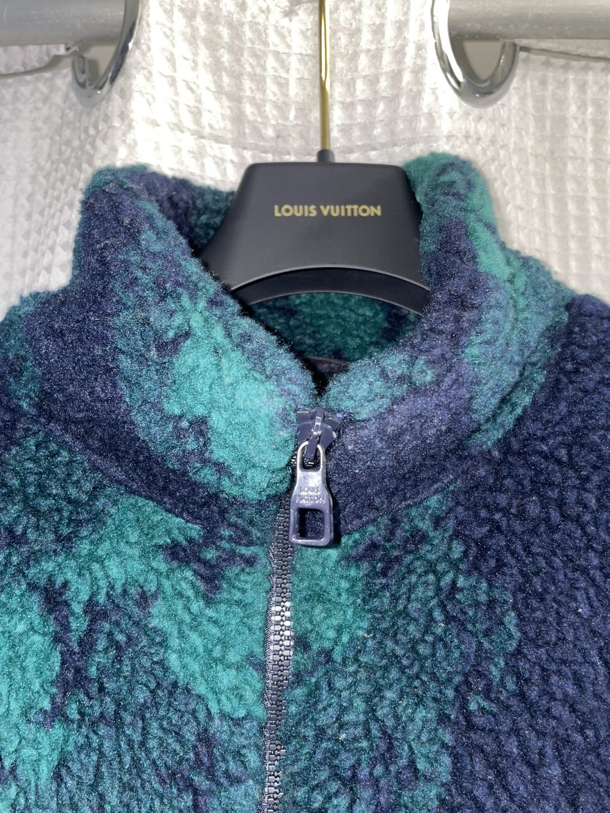 Louis Vuitton Louis Vuitton Mens 2023 Monogram Camo Fleece Blouson Jacket Size US M / EU 48-50 / 2 - 4 Thumbnail