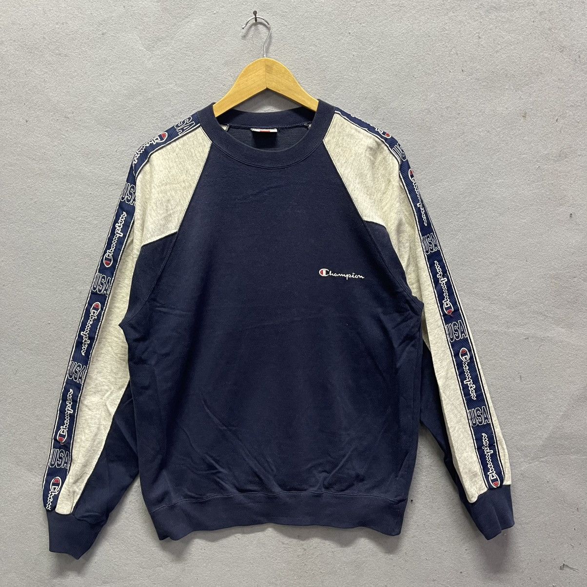 Champion Late 1990s Champion USA Logo Tape Raglan Crewneck Sweatshirt Size US L / EU 52-54 / 3 - 1 Thumbnail