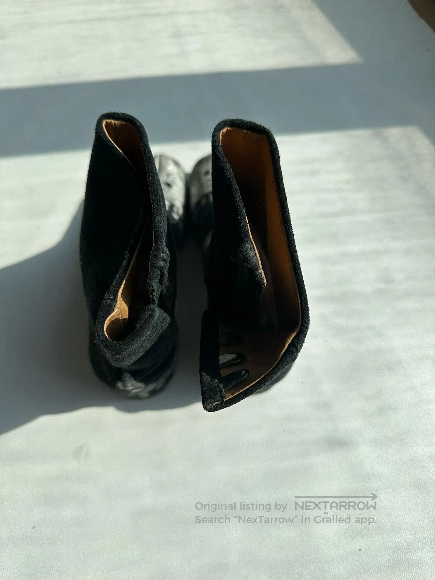 Maison Margiela Maison Margiela Tabi Boots in Silver. Size US 4 / IT 34 - 2 Thumbnail