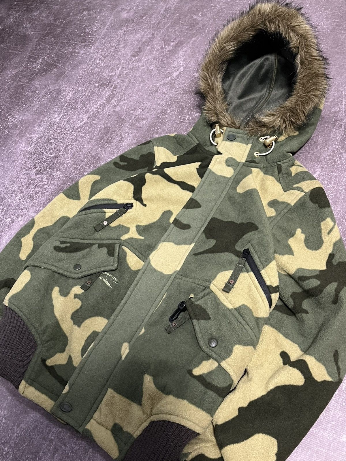 Japanese Brand 00s lgb if six was nine style camo bomber faux fur jacket Size S / US 4 / IT 40 - 5 Thumbnail