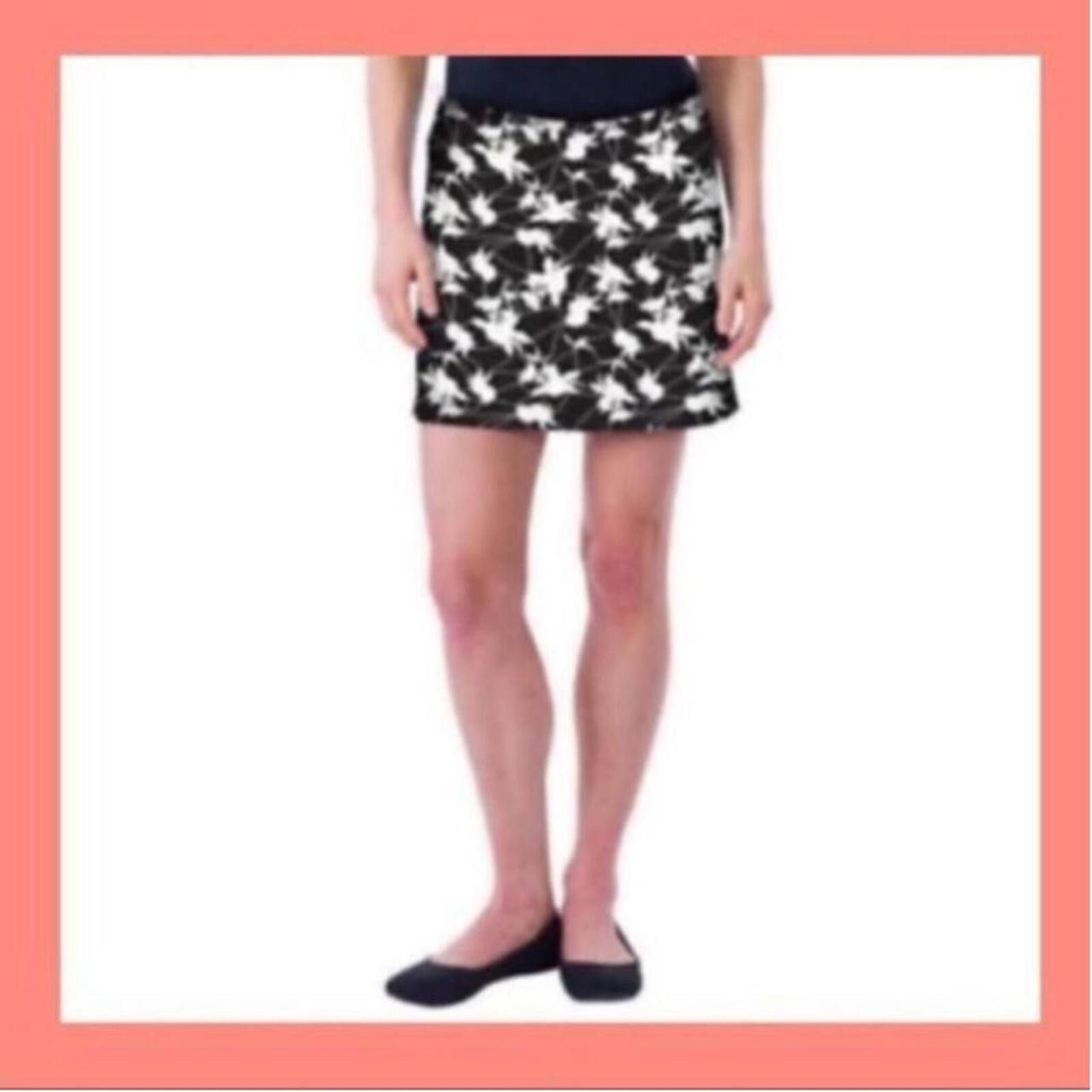 Unknown London Black and White Floral Print Skort with Built-in Shorts Size 32" / US 10 / IT 46 - 1 Thumbnail