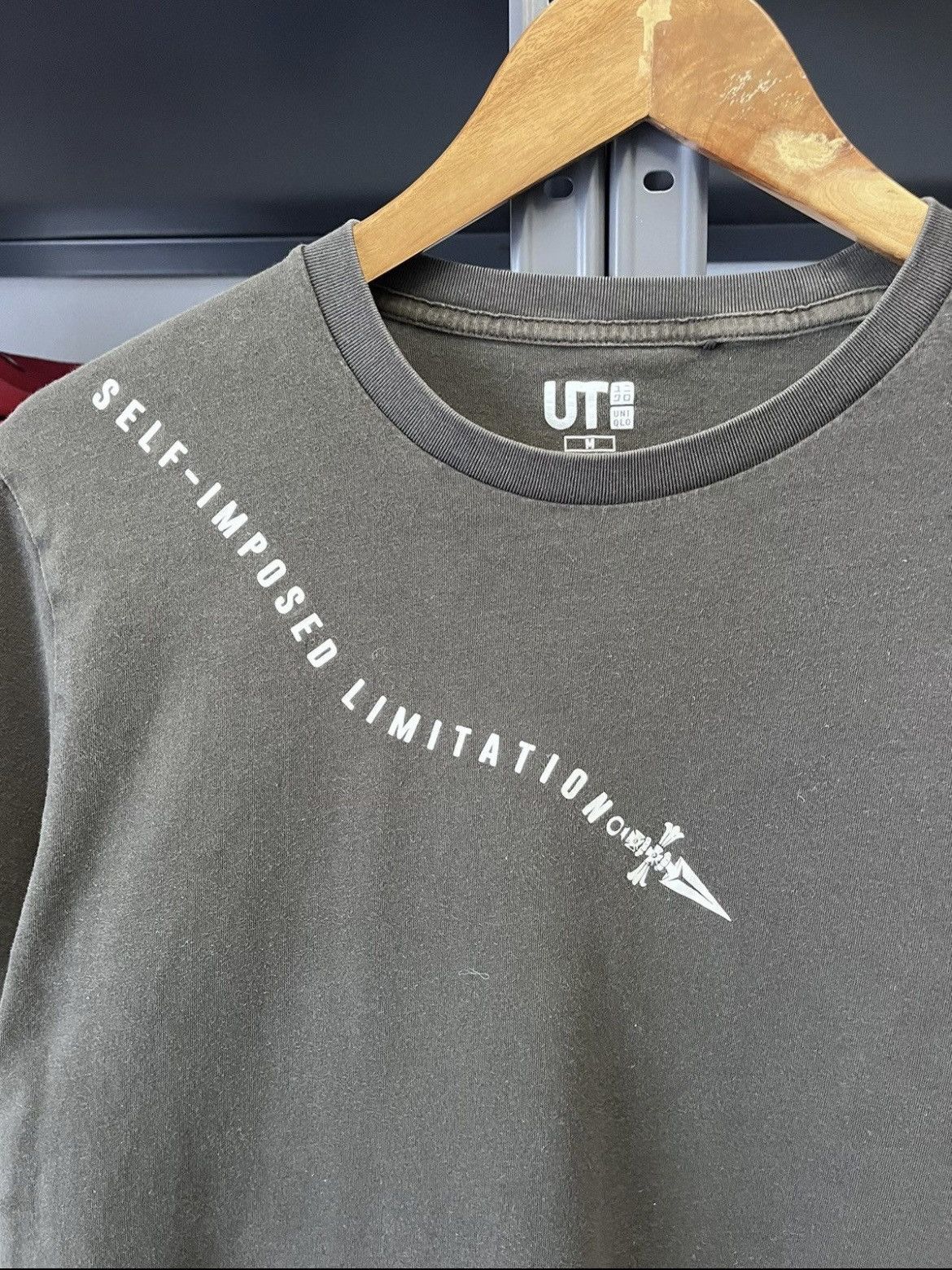 Uniqlo Uniqlo Anime T-shirt Size US M / EU 48-50 / 2 - 2 Thumbnail