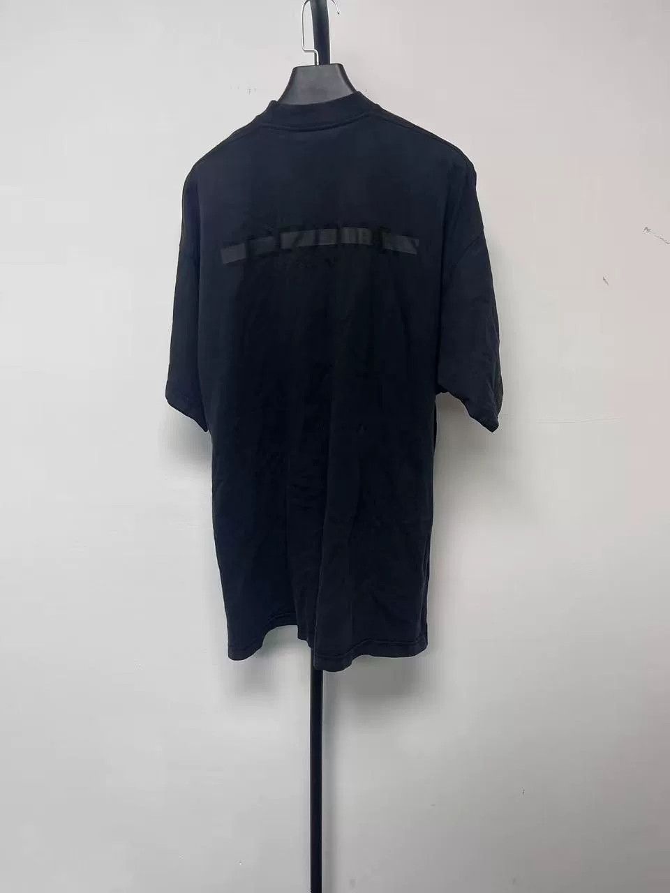 Balenciaga Balenciaga Black Short Sleeve T-shirt Size XS / US 0-2 / IT 36-38 - 1 Thumbnail