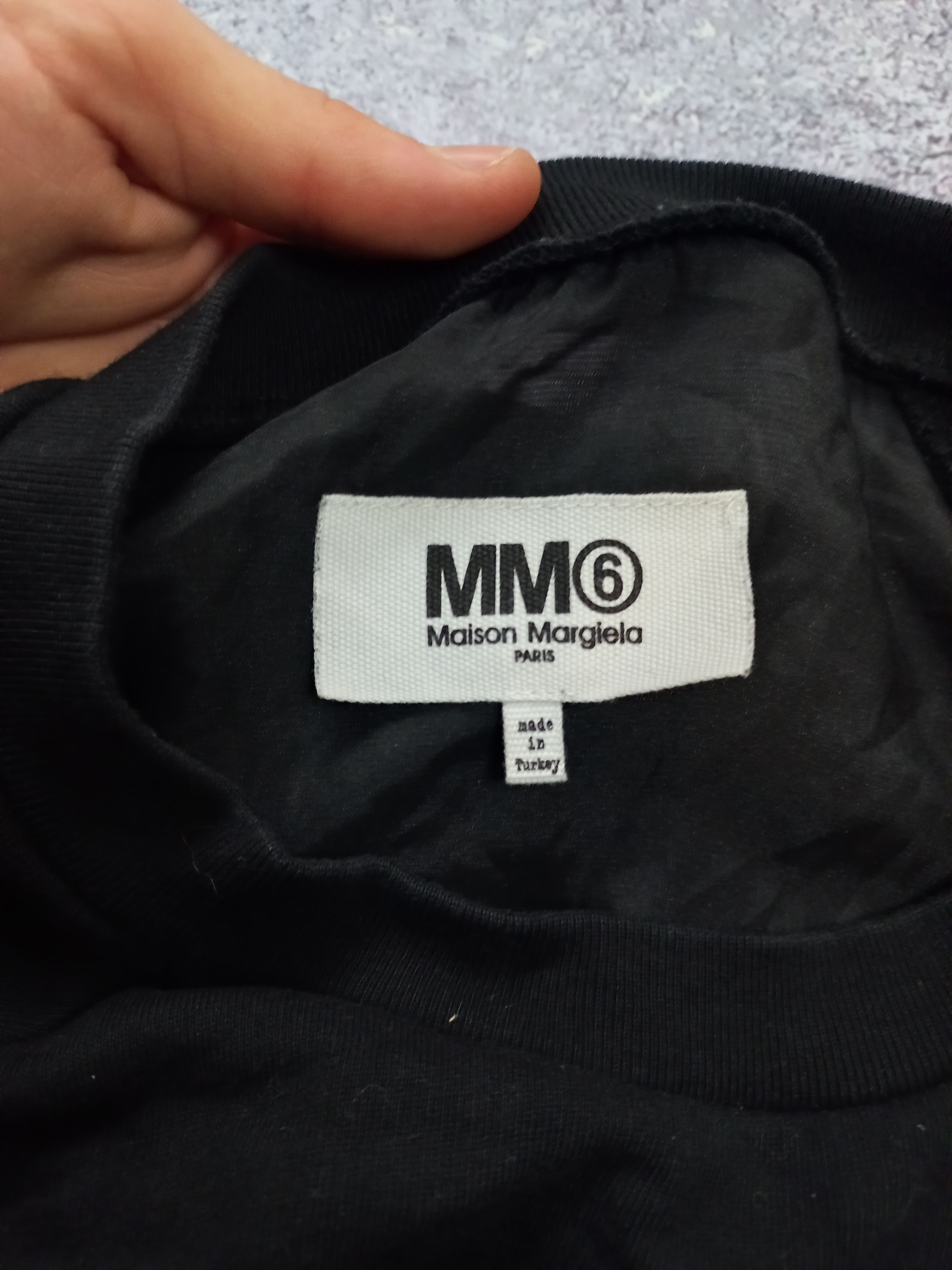 MM6 Maison Margiela MM6 Black Bow Back Sweatshirt Size L / US 10 / IT 46 - 10 Thumbnail