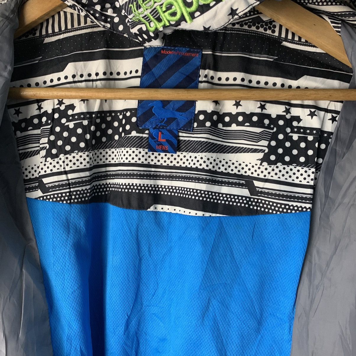 Japanese Brand × Modern Amusement modern amusement zipper hoodie rare design Size US L / EU 52-54 / 3 - 5 Thumbnail