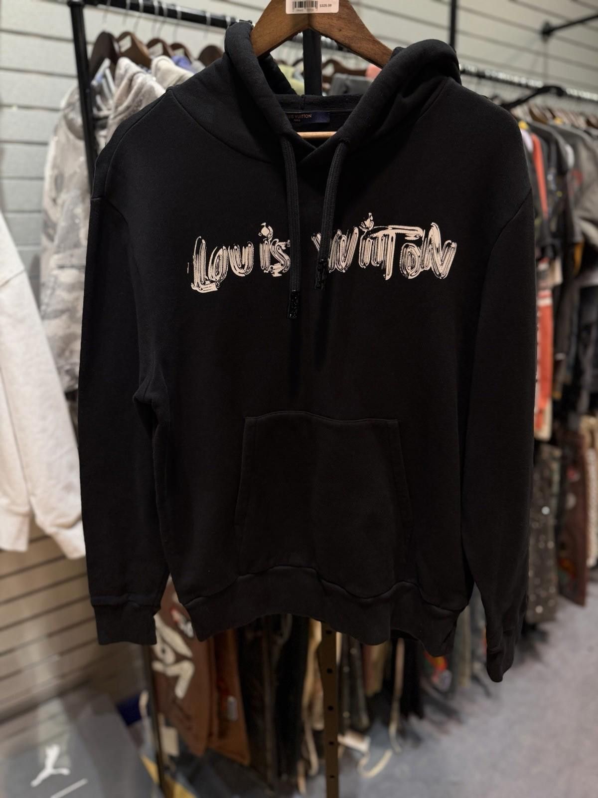 Louis Vuitton Size Medium - Louis Vuitton Graphic Hoodie Black SS22 1A9SVP Size US M / EU 48-50 / 2 - 3 Thumbnail