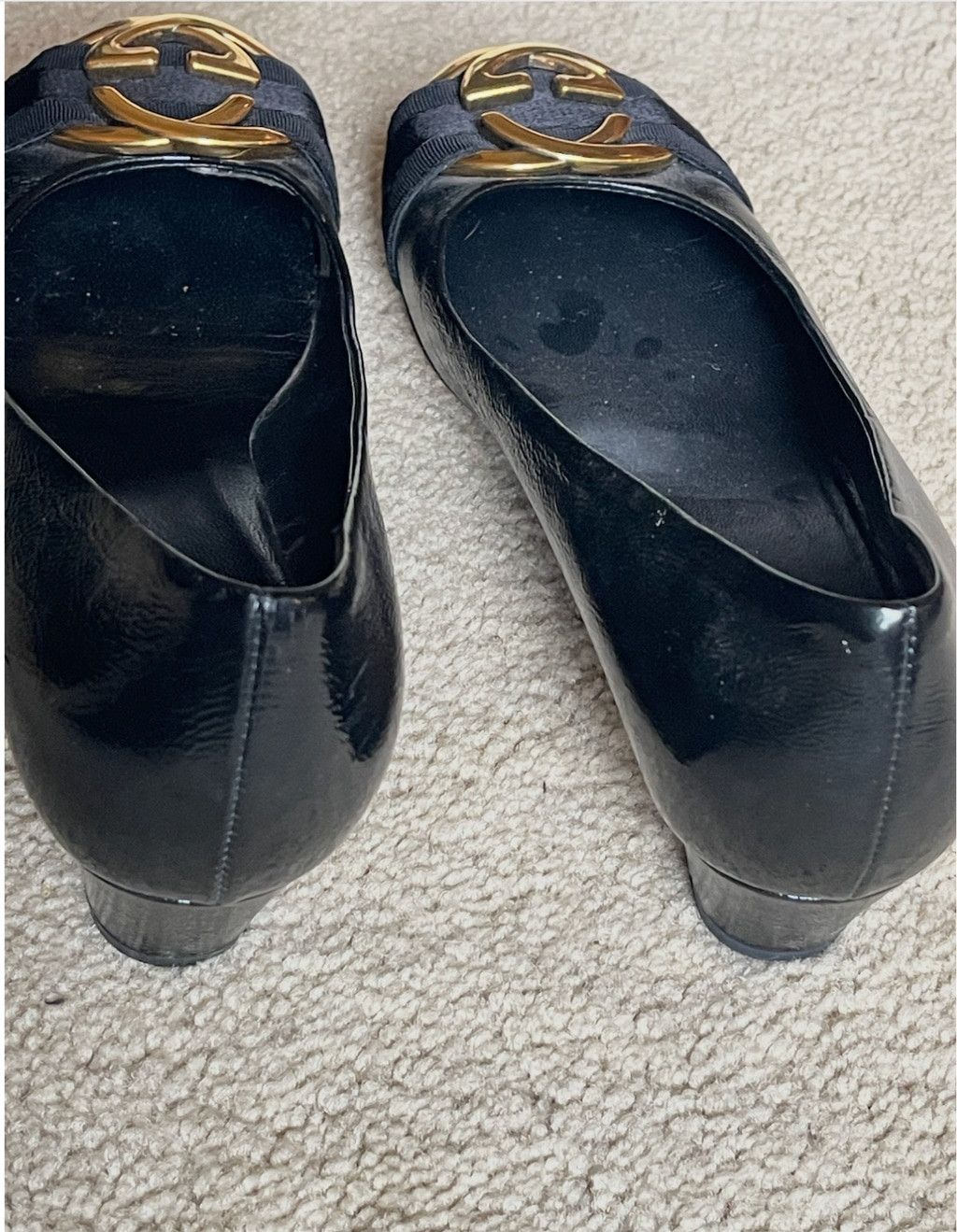 Gucci Gucci Black Patent Leather Block Heel Pumps G Gold Buckle 37 Size US 7 / IT 37 - 2 Thumbnail