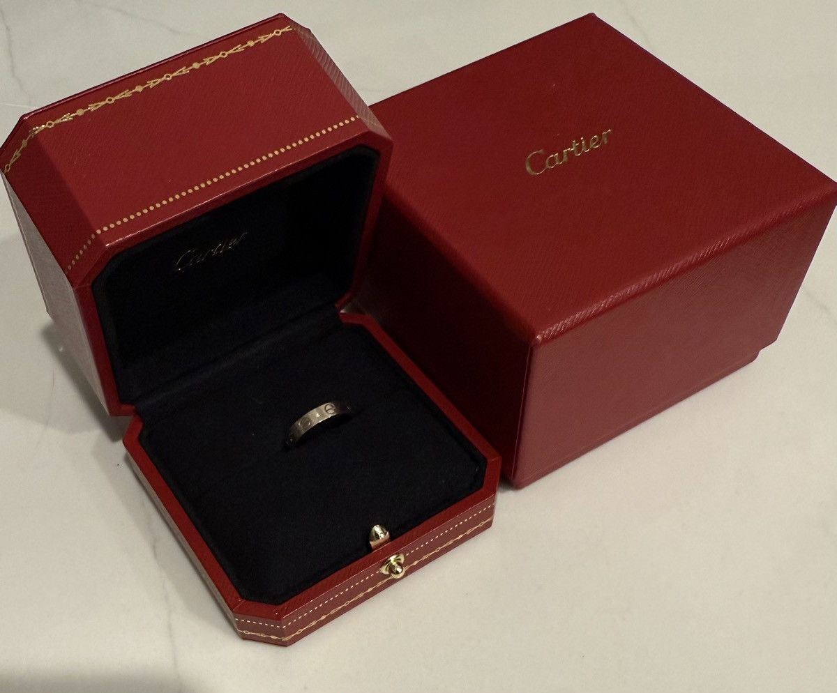 White Gold Love Ring Au750