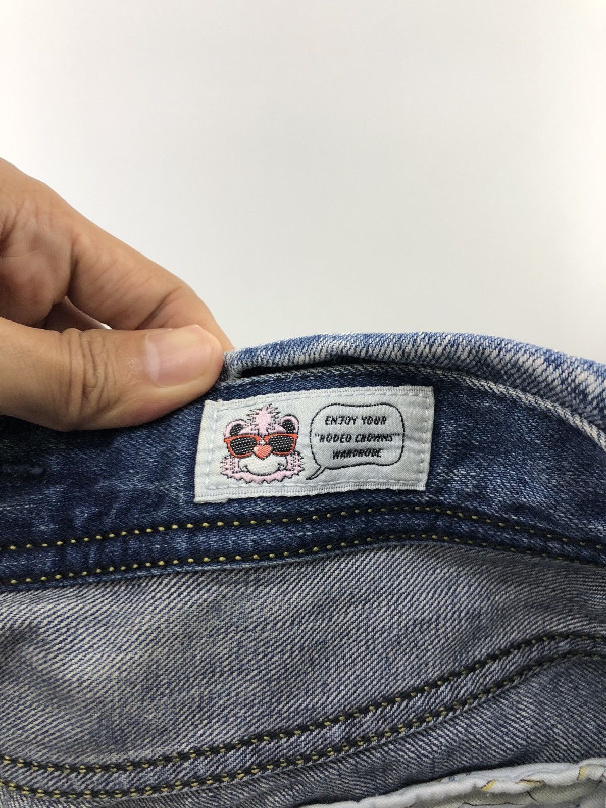 Japanese Brand Rodeo Crowns Back Ribbon Distressed Faded Blue Jeans Size 31" - 20 Thumbnail