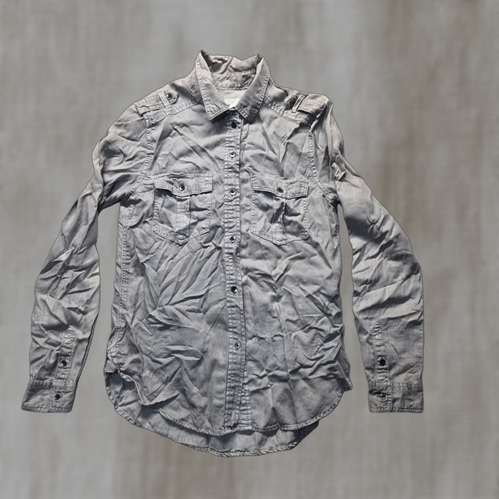 American Eagle Outfitters American Eagle Shirt Women's XS Button Up Long Sleeve Solid Gray Boyfriend Fit Size XS / US 0-2 / IT 36-38 - 1 Thumbnail