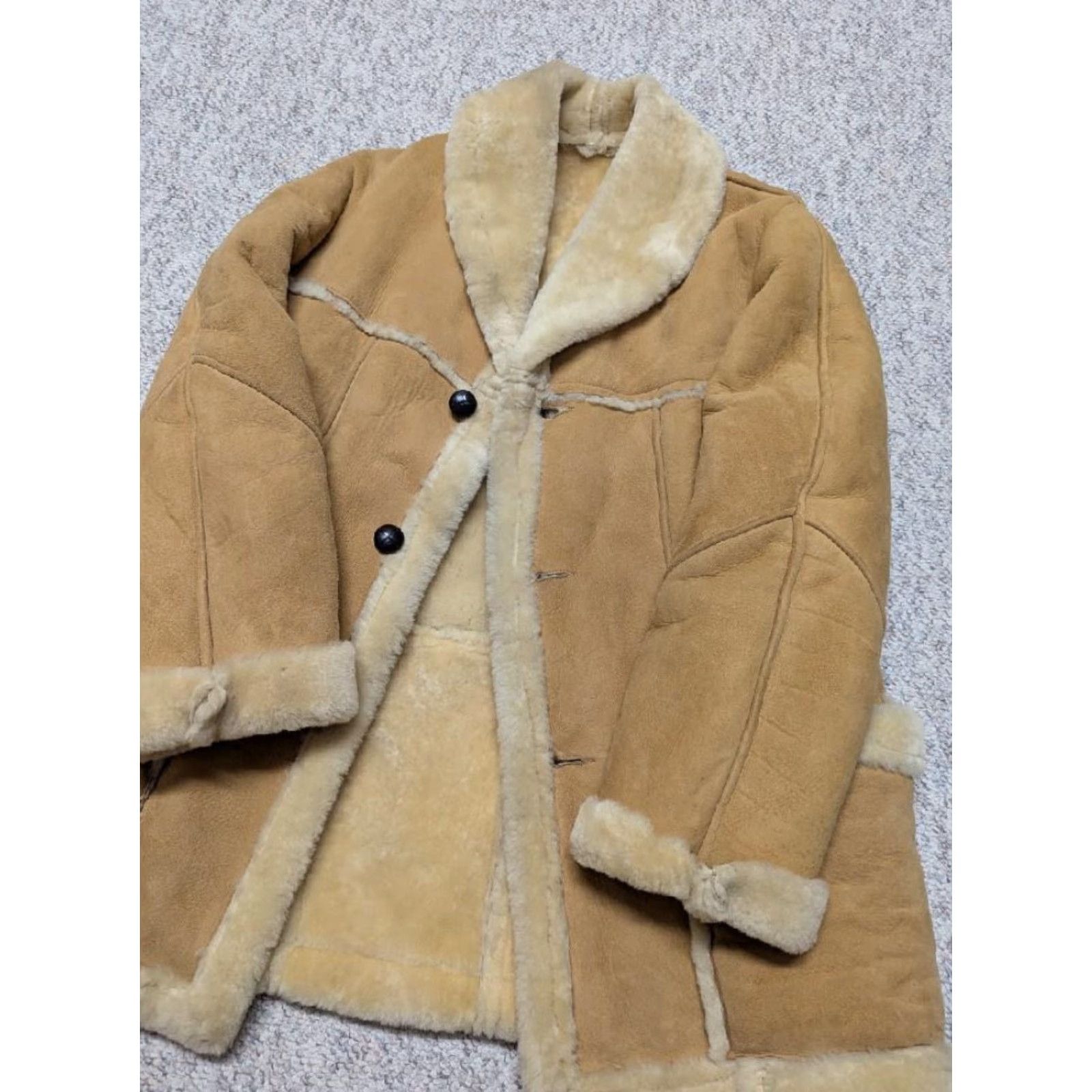 Vintage VINTAGE shearling coat western rancher coat jacket MEN M Brown leather sheepskin wool pile lined 40 chest 33 length 21 hem 19 shoulders 24.5 arm 40 Size US M / EU 48-50 / 2 - 6 Thumbnail