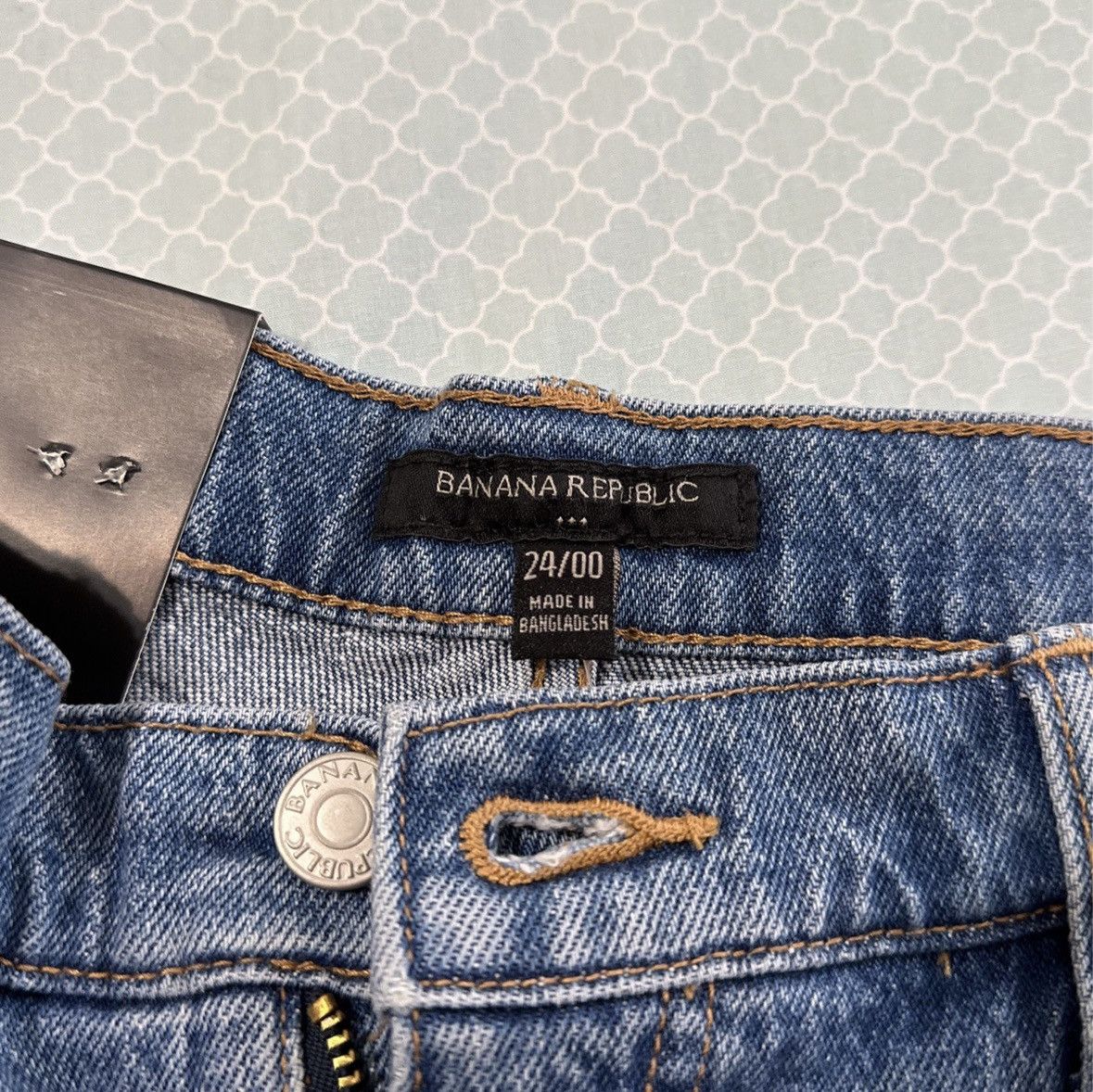 Banana Republic Banana Republic Denim Shorts Women’s Size 24 or Size 00 Size 24" / US 00 / IT 34 - 2 Thumbnail