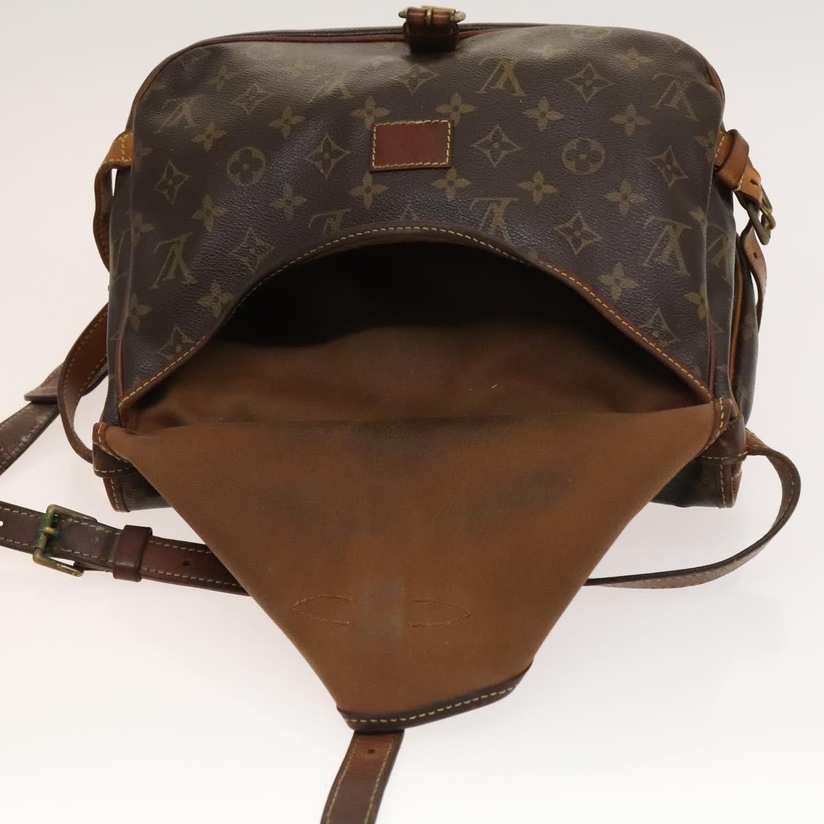 Louis Vuitton LOUIS VUITTON Monogram Saumur 30 Shoulder Bag M42256 Size ONE SIZE - 10 Thumbnail