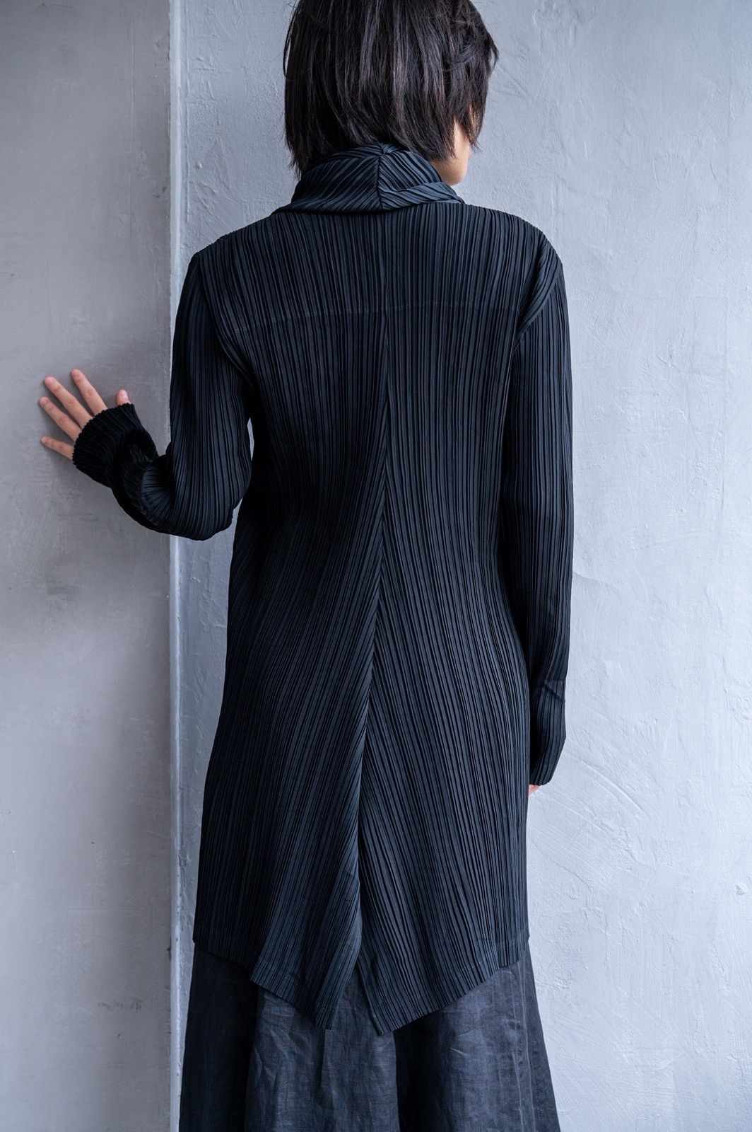 Issey Miyake Issey Miyake FW12 pleated deconstructed mid-coat Size M / US 6-8 / IT 42-44 - 10 Thumbnail