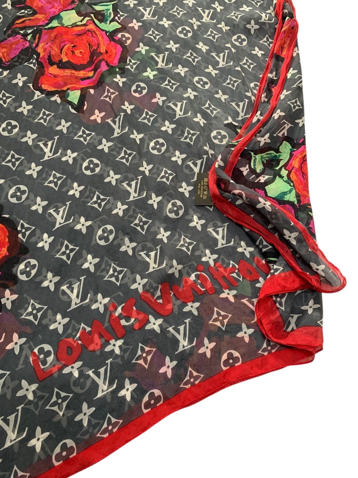 Louis Vuitton 🔥AUTHENTIC LV SILK SCARVES Size ONE SIZE - 3 Thumbnail