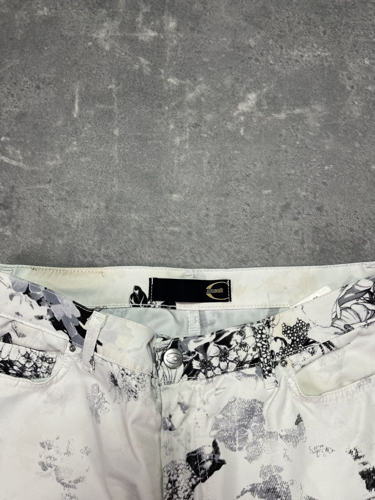 Just Cavalli 00s Just Cavalli Floral Print Flared Denim Jeans 32 Faded Size US 32 / EU 48 - 8 Thumbnail