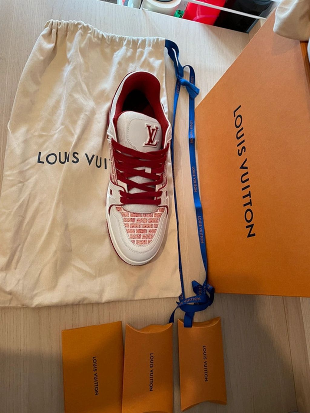 Louis Vuitton LV Trainer White Canvas Size US 8 / EU 41 - 2 Thumbnail