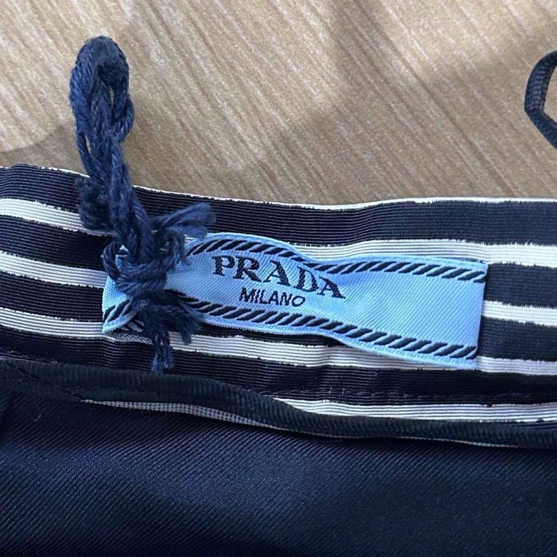 Prada Prada Striped pleated short 2504-Nextarrow Size 27" / US 4 / IT 40 - 4 Thumbnail