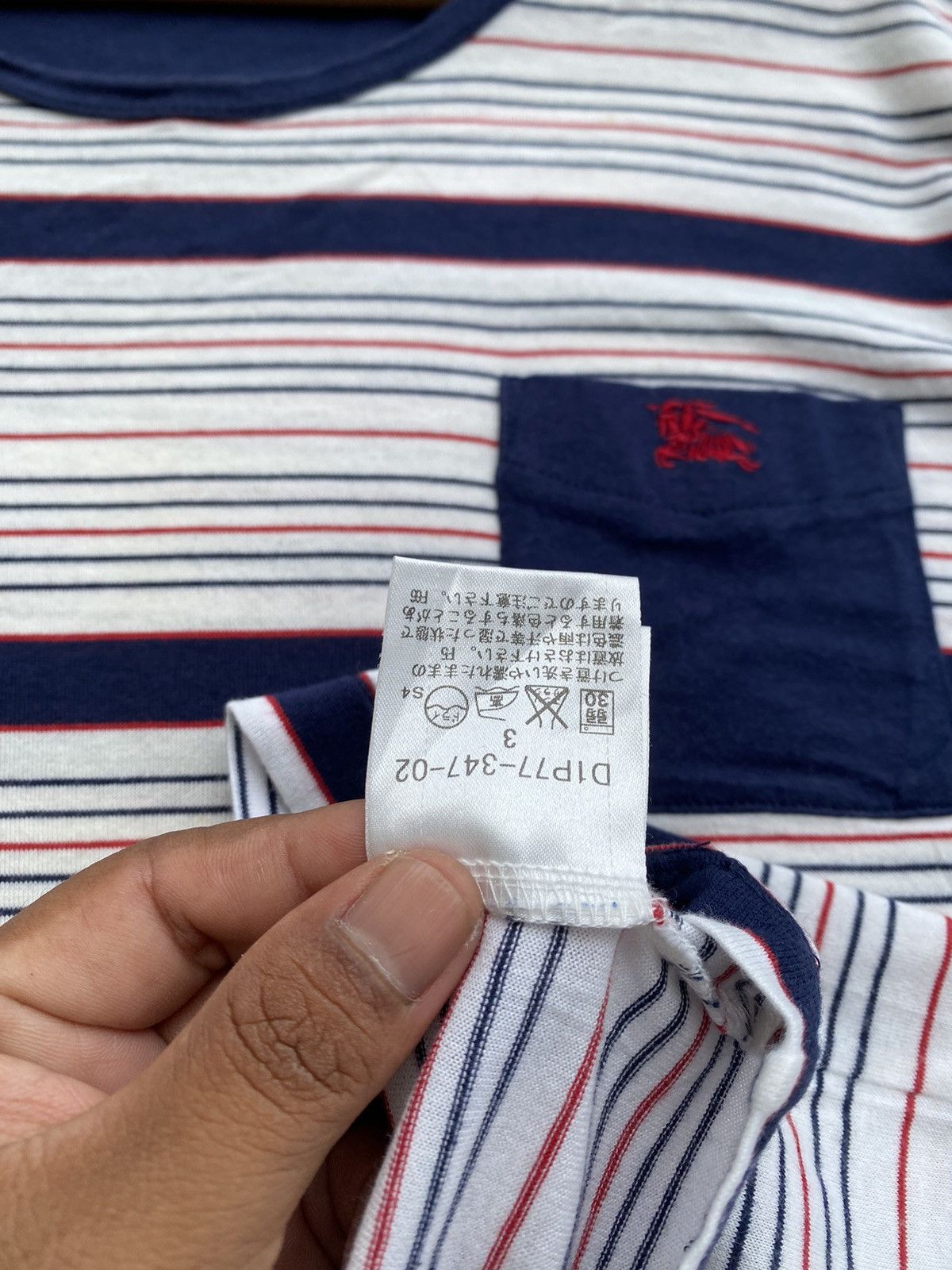 Burberry Rare Vintage Burberry Stripes Tshirt Size US M / EU 48-50 / 2 - 13 Thumbnail