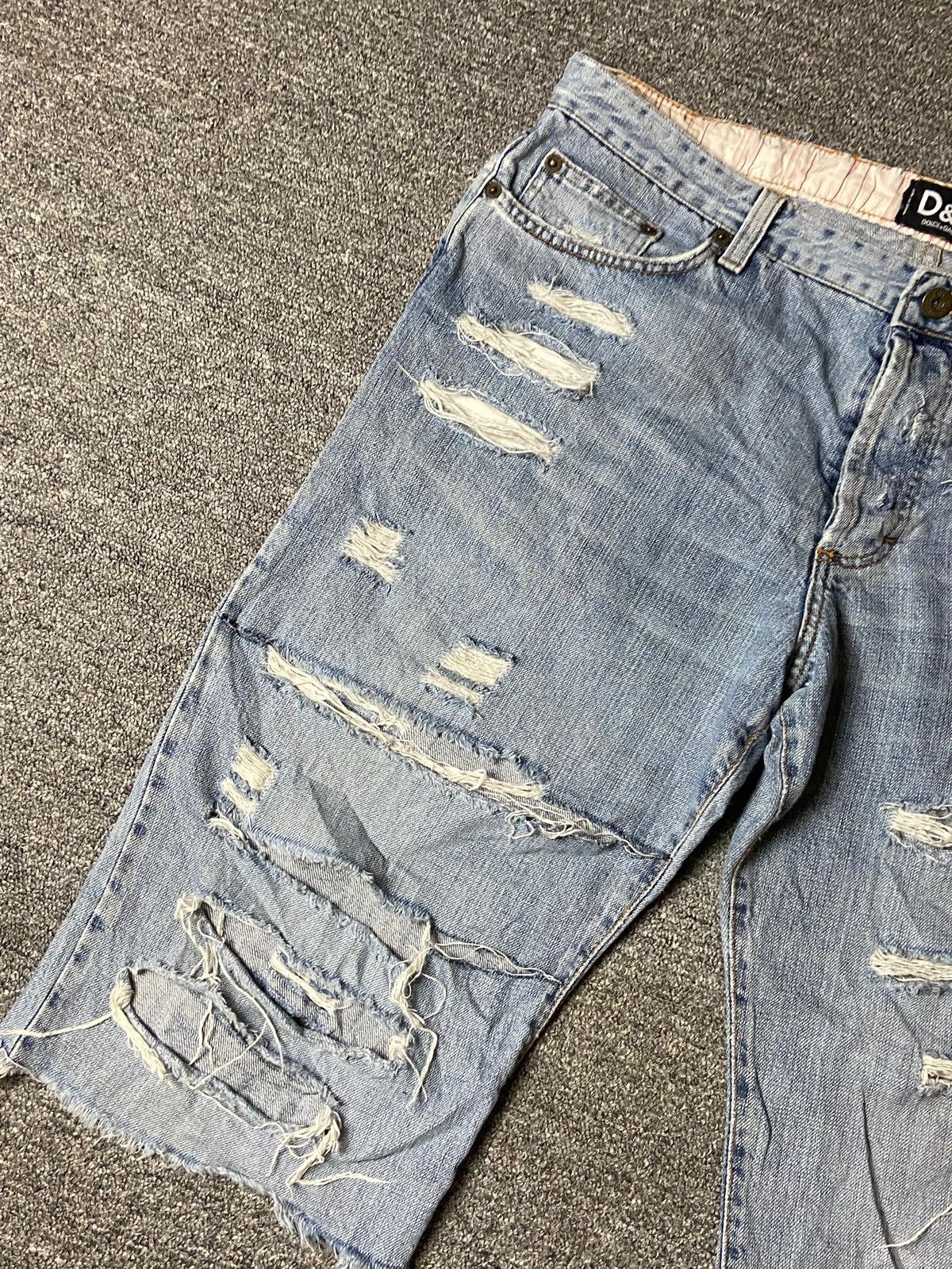 Dolce & Gabbana × Vintage Dolce & Gabbana Distressed Denim Ripped Shorts Jeans (126) Size US 36 / EU 52 - 11 Thumbnail