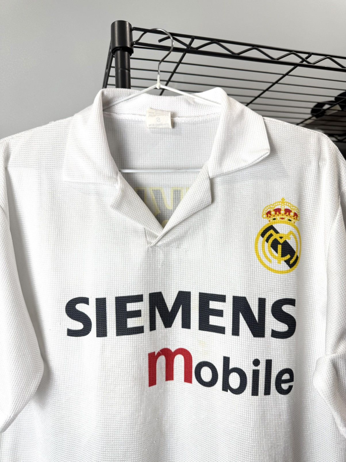 Vintage 1990’s Vintage Real Madrid Beckham Soccer Jersey T Shirt Size US S / EU 44-46 / 1 - 3 Thumbnail