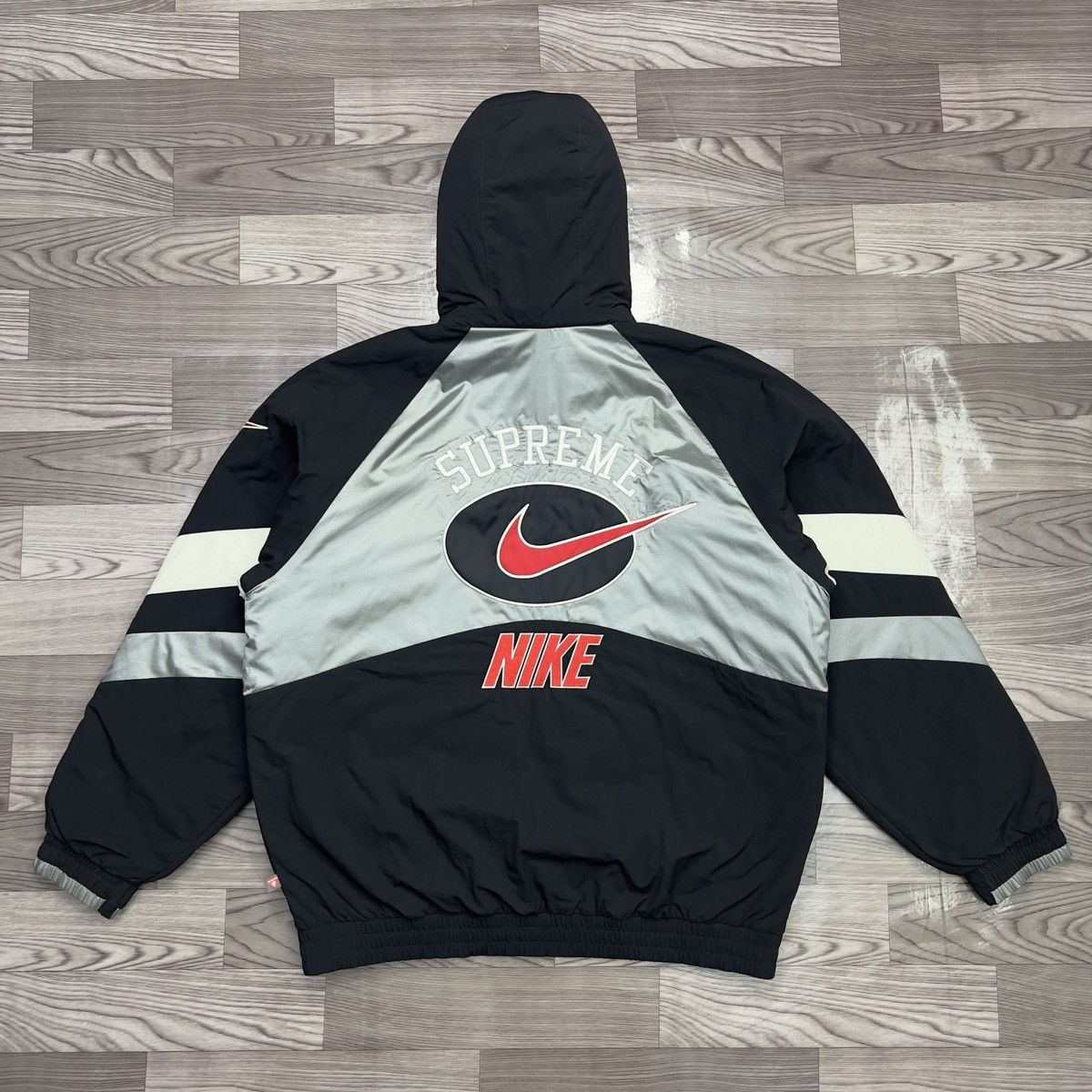 Nike × Supreme Supreme x Nike Hooded Sport Jacket Size US M / EU 48-50 / 2 - 4 Thumbnail