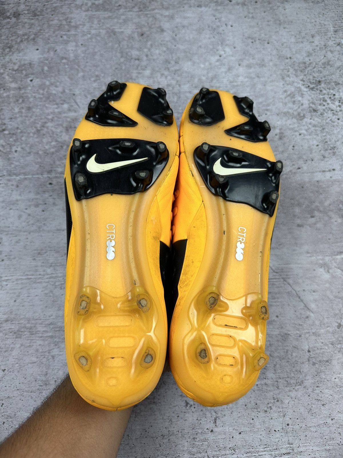 Nike 2012 Nike CTR 360 Maestro Vintage Soccer Boots Size US 13 / EU 46 - 4 Thumbnail