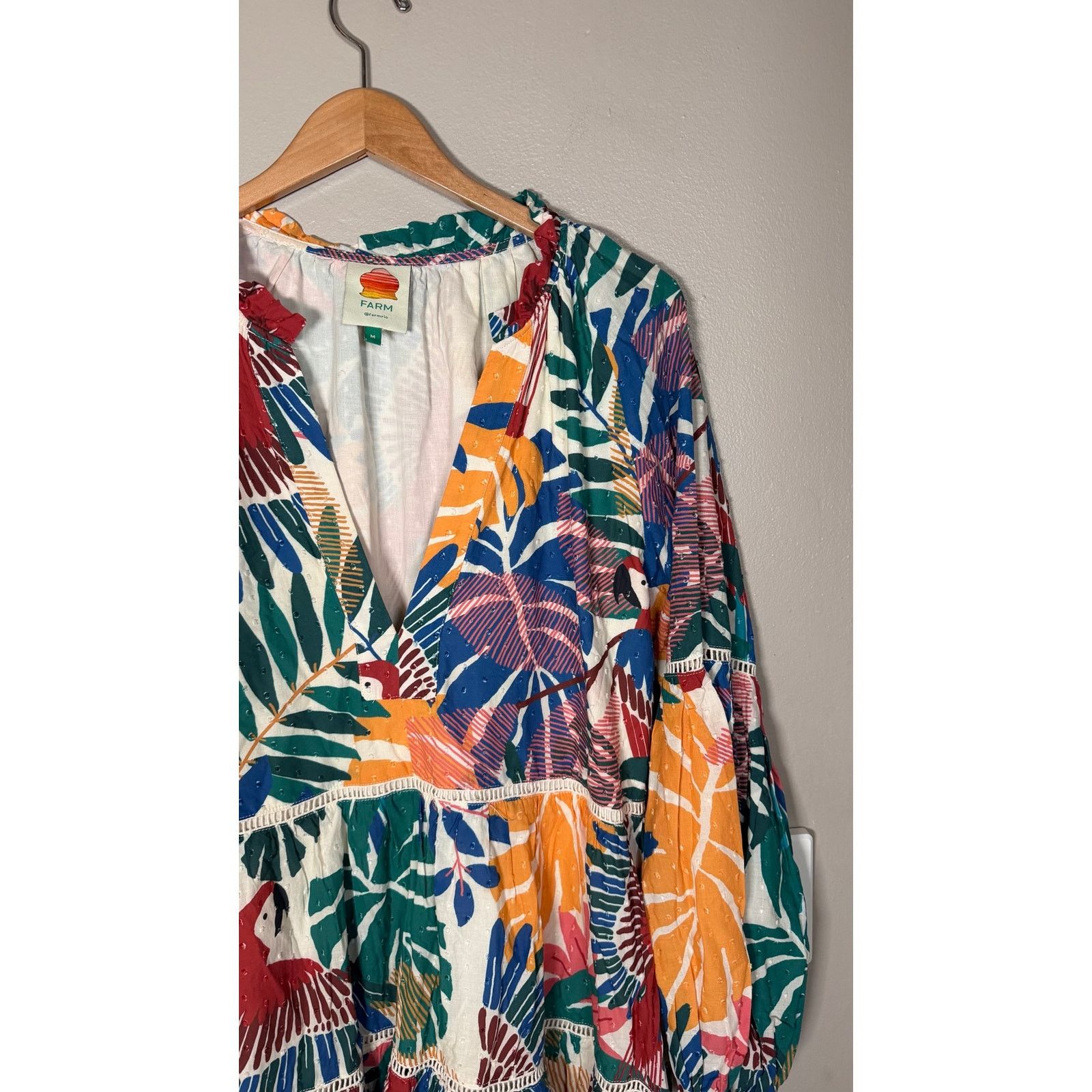 Farm Rio Farm Rio Off White Macaw Mini Dress size M Size M / US 6-8 / IT 42-44 - 7 Thumbnail