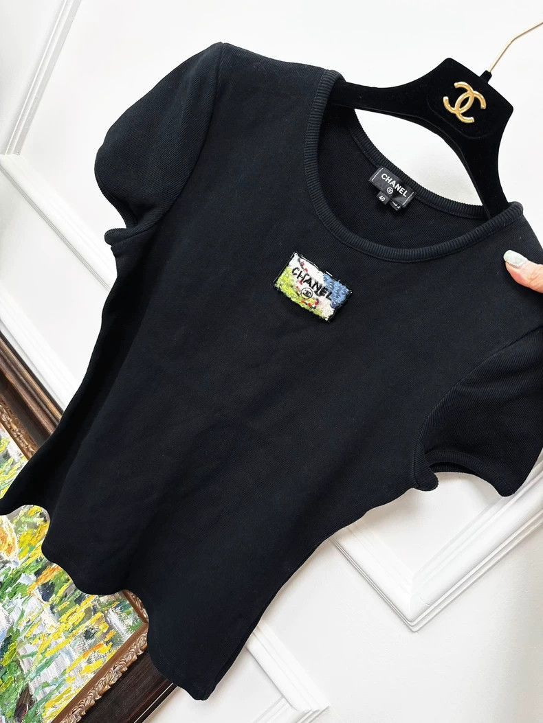 Chanel Chanel 23C Embroidered Sequin Letter T-shirt Size M / US 6-8 / IT 42-44 - 2 Thumbnail