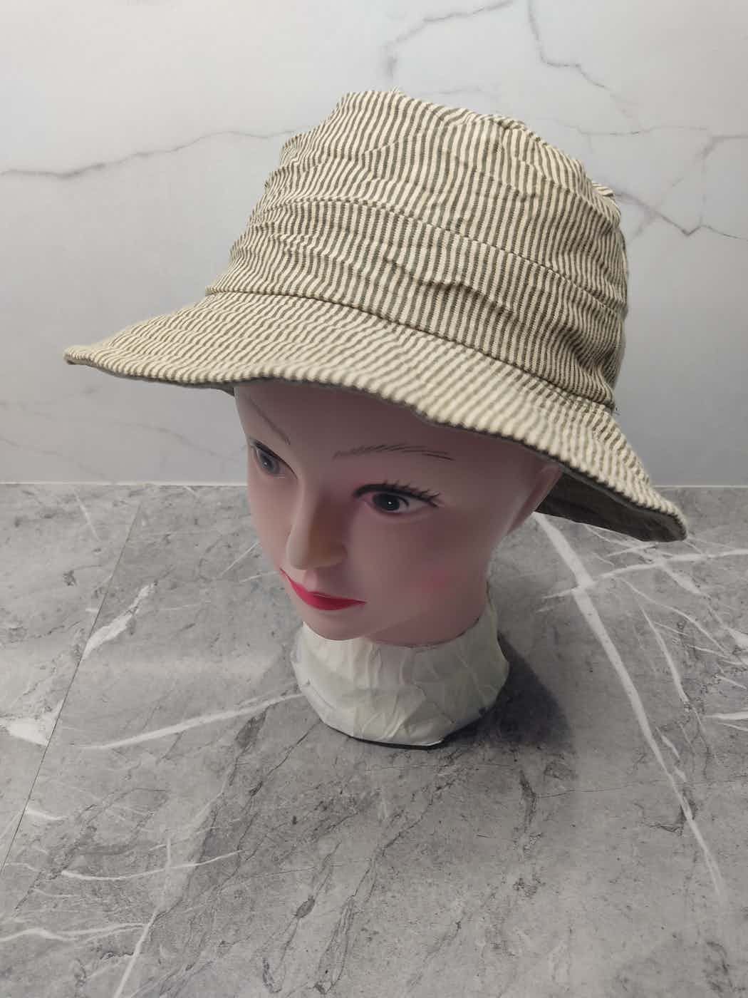 image of Unbrand Reversible Bucket Hat in Mix, Men's