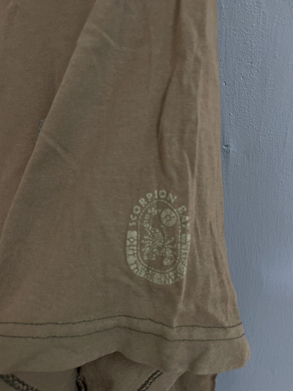 Vintage Vintage Scorpion Bay t shirt Size US L / EU 52-54 / 3 - 6 Thumbnail