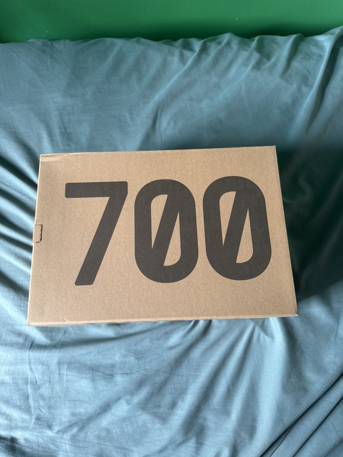 Adidas Adidas Yeezy 700 V2 Tephra 2019 Size US 11 / EU 44 - 13 Thumbnail