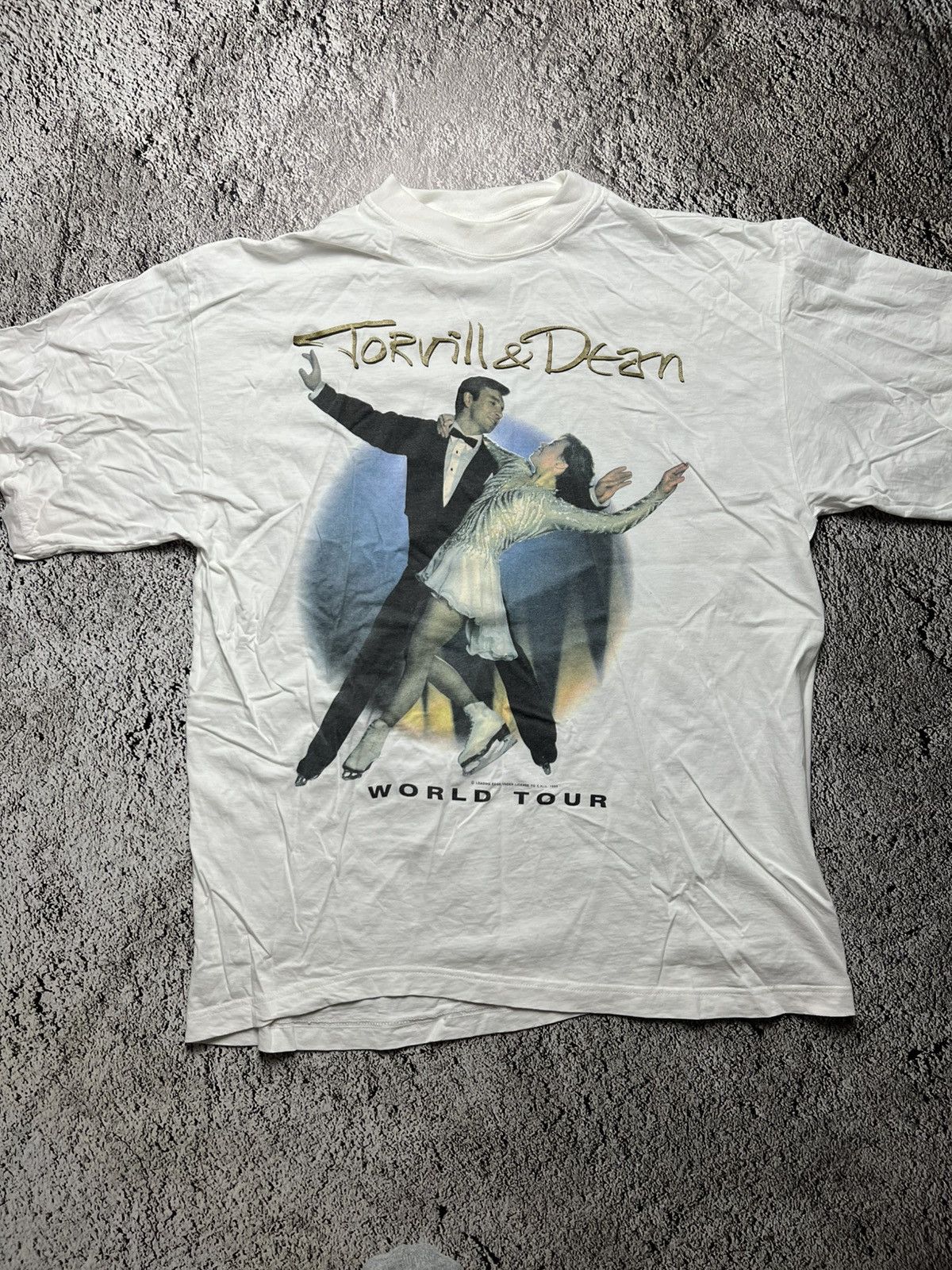 Other 1995 Torvill and Dean face the music world tour vintage tee Size US XL / EU 56 / 4 - 1 Thumbnail