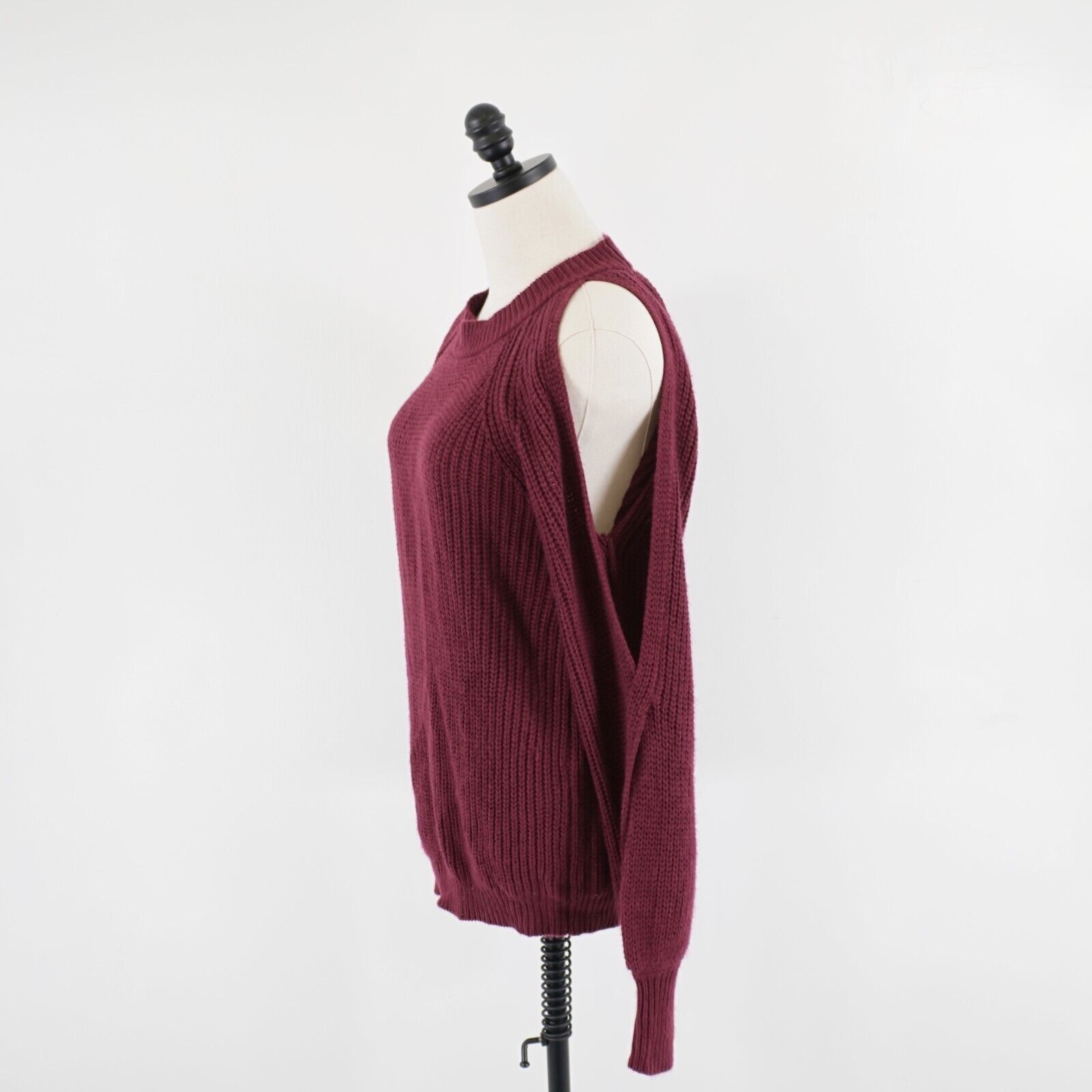 Designer Rue21 Small Purple Acrylic Open Shoulder Knit Sweater Fitted Size S / US 4 / IT 40 - 5 Thumbnail