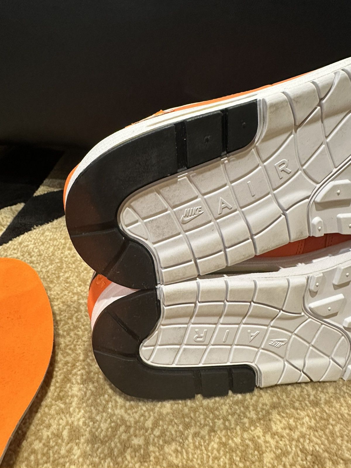 Nike Nike Just Do It Pack Air Max 1 Sz 11 GREAT CONDITION NO BOX Size US 11 / EU 44 - 9 Thumbnail
