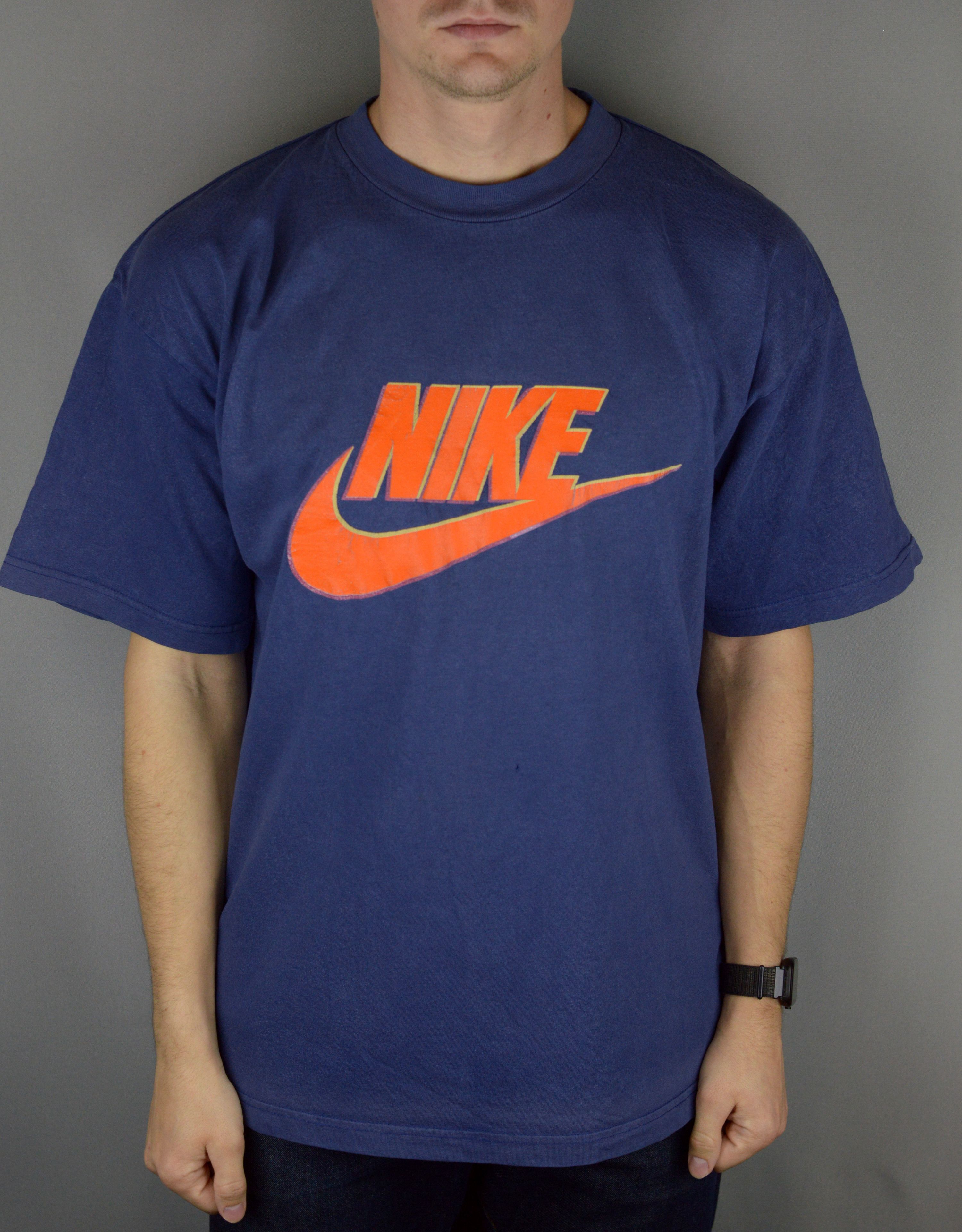 Nike × Vintage Vintage Nike 90s t shirt Size US L / EU 52-54 / 3 - 1 Thumbnail