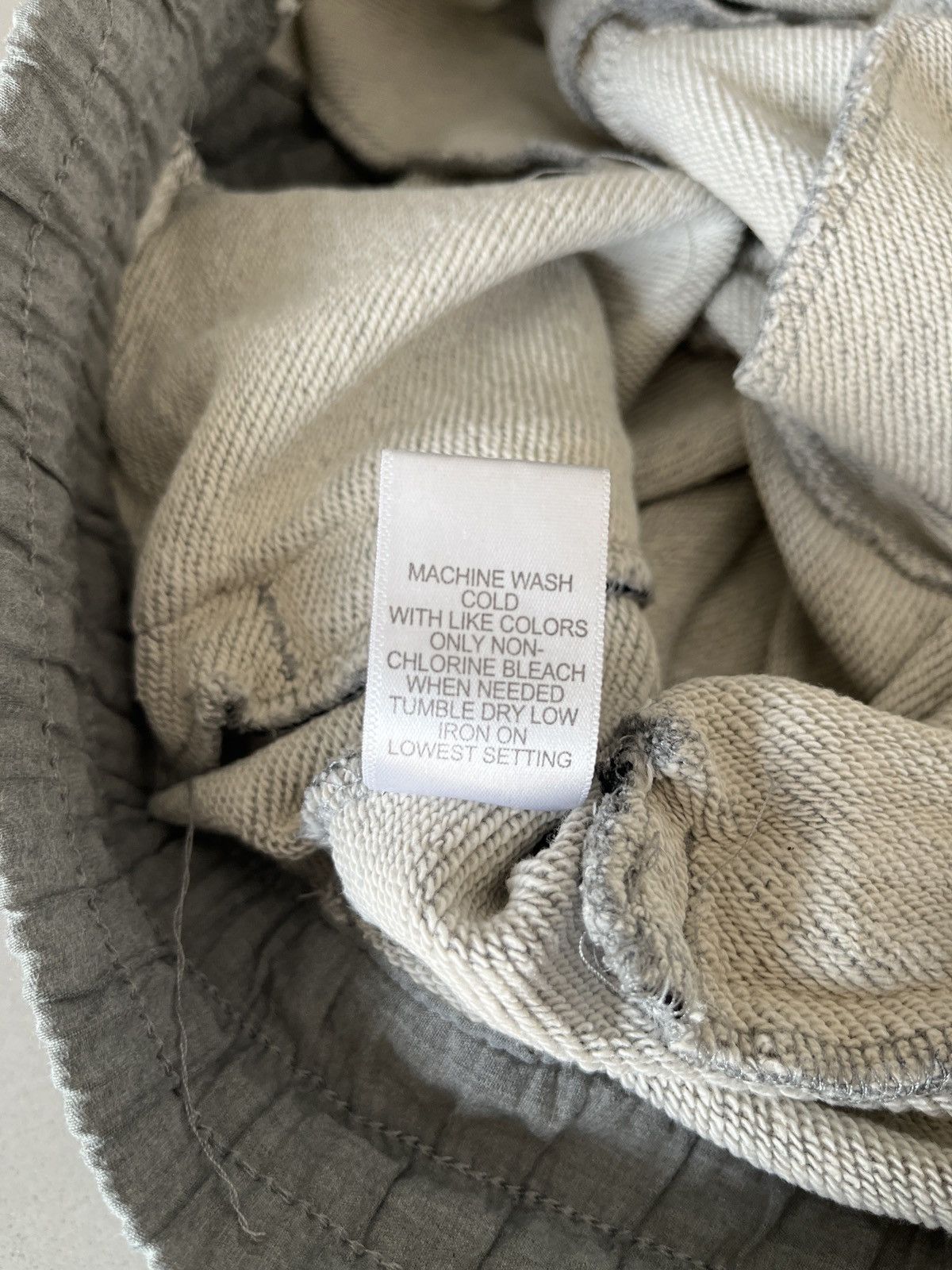 FOG × Fear of God Fear Of God Sweatpants Size US 28 / EU 44 - 8 Thumbnail
