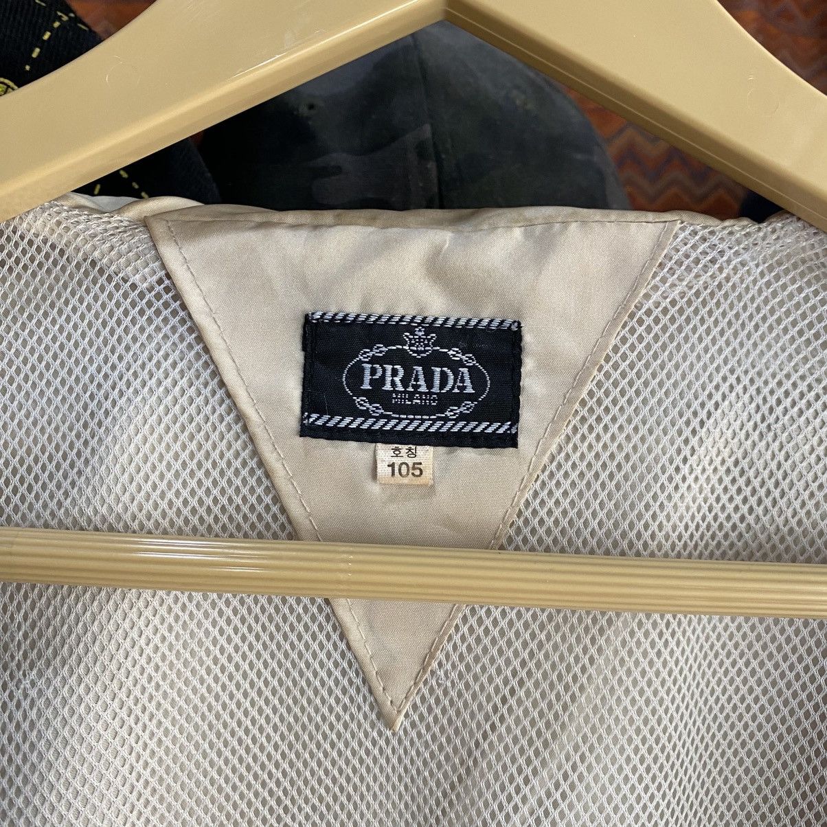 Vintage Vintage Bootleg Prada Milano Zip Light Jacket Size US L / EU 52-54 / 3 - 17 Thumbnail
