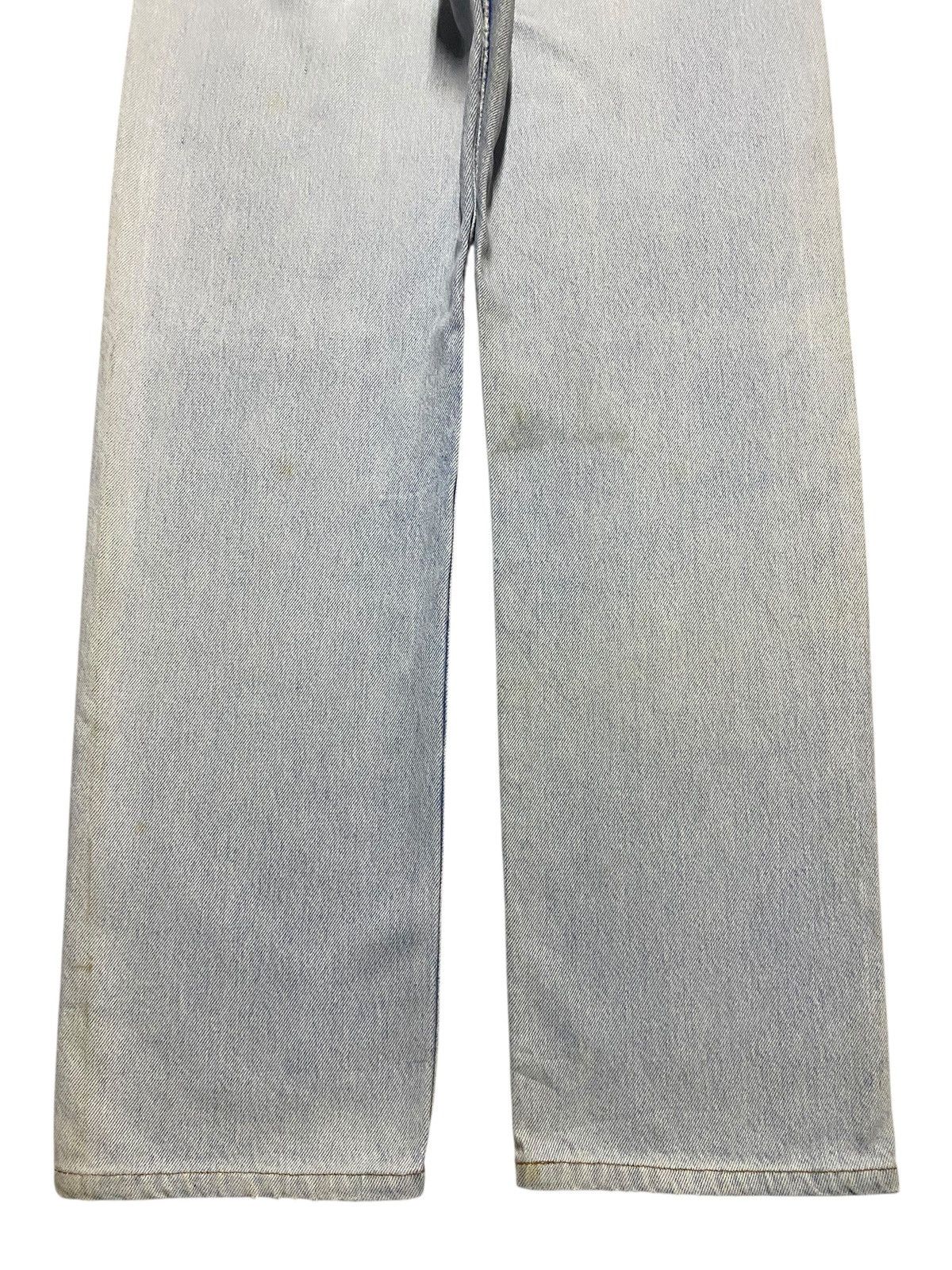 Levi's Vintage Clothing Vintage Levis 501 90s Light Wash Distressed Loose Jeans Size US 30 / EU 46 - 6 Thumbnail