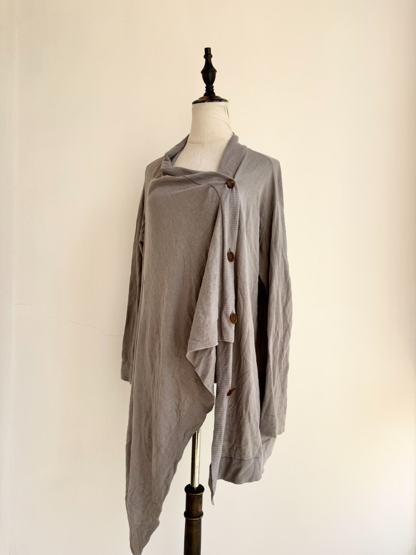 Vivienne Westwood Vivienne Westwood Vintage Gray Knit Cardigan Size M / US 6-8 / IT 42-44 - 1 Thumbnail