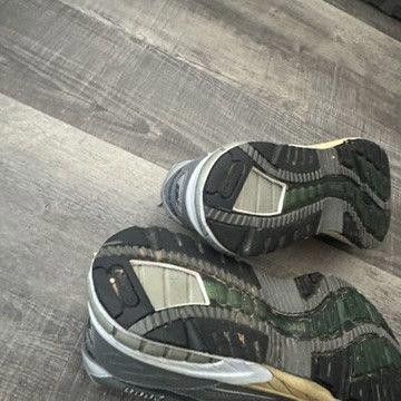 NEW BALANCE • VINTAGE 2000 Special Edition (12M)