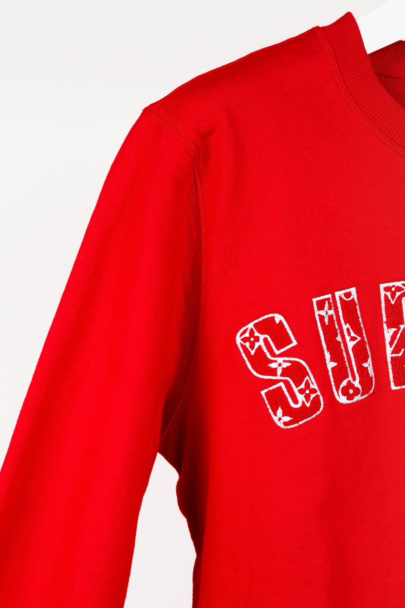 Louis Vuitton × Supreme Louis Vuitton x Supreme Red Arc Logo Crewneck Sweatshirt Size US S / EU 44-46 / 1 - 7 Thumbnail