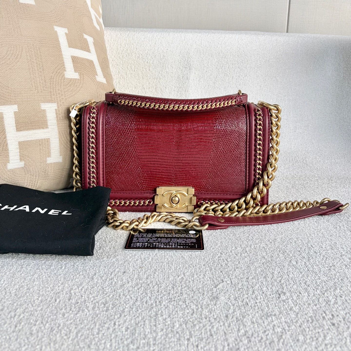 Chanel Pre-loved Bag Very good condition Size ONE SIZE - 1 Thumbnail