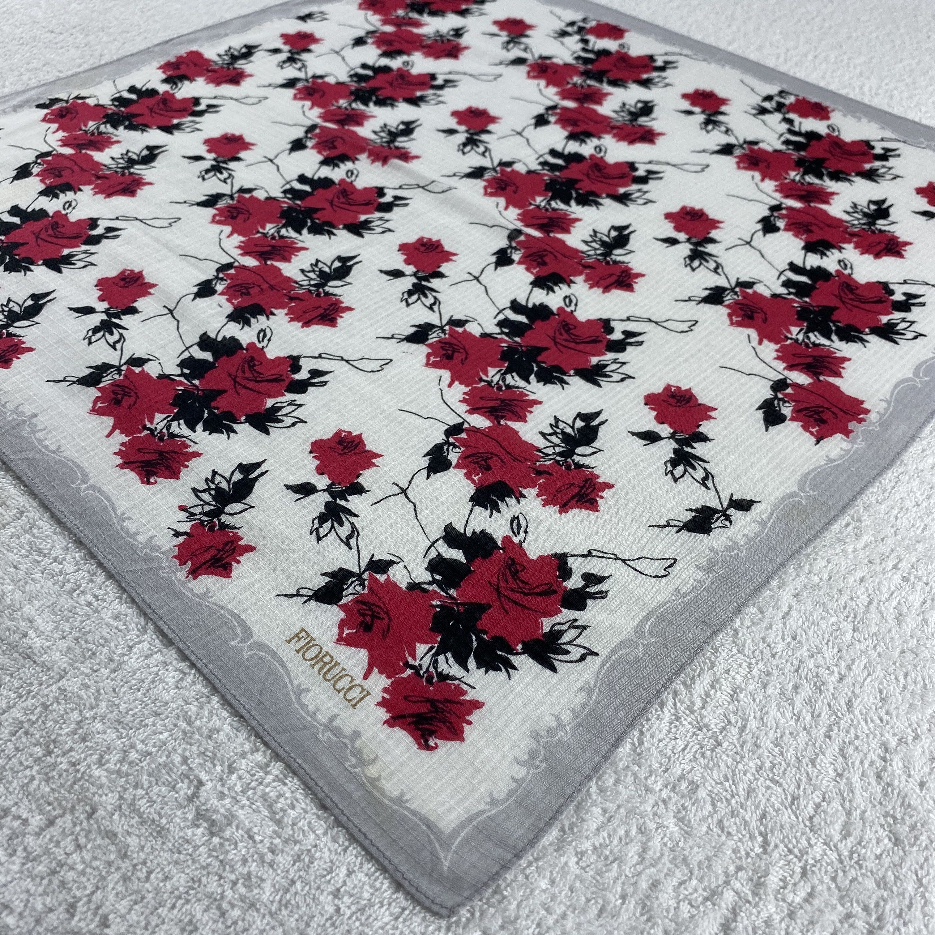 Fiorucci × Vintage Fiorucci Handkerchief / Neckerchief / Bandana Size ONE SIZE - 4 Thumbnail